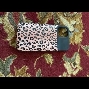 Luxy Lemon IPhone 12 pro charging case